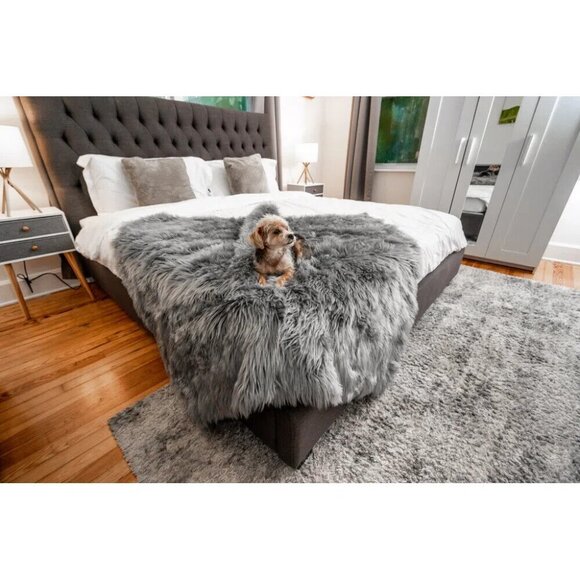 Paw.com PupProtector Original 60"x50" Charcoal Grey waterproof throw blanket NEW - Picture 9 of 16